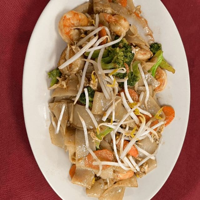 Drunken Noodle (Kee Mao Ba Mee).