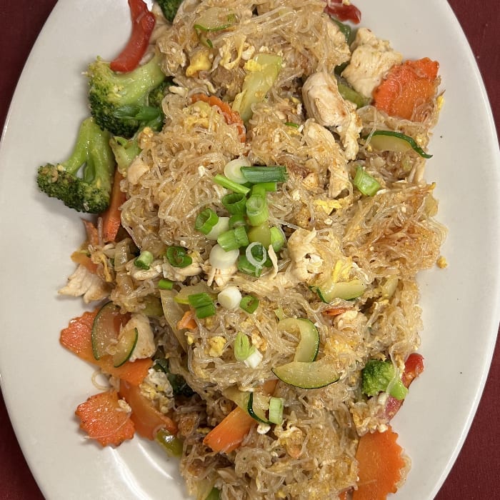 Pad Woon Sen Noodle.